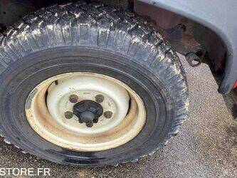 1999-land-rover-defender-1444387-46719512