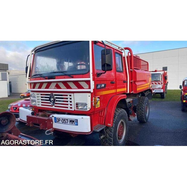 1997 Renault M210-46719567