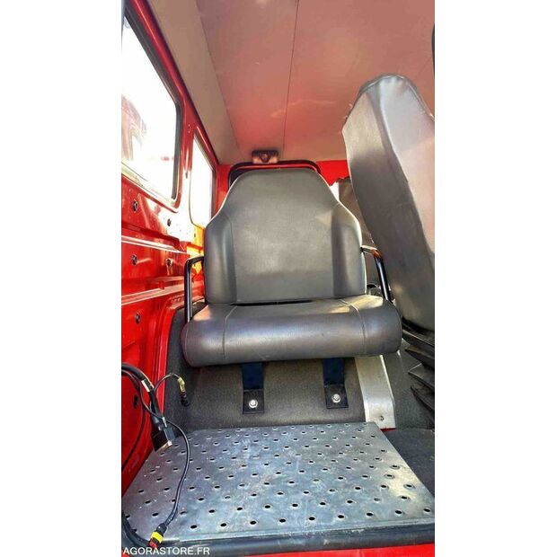 1997 Renault M210-46719588