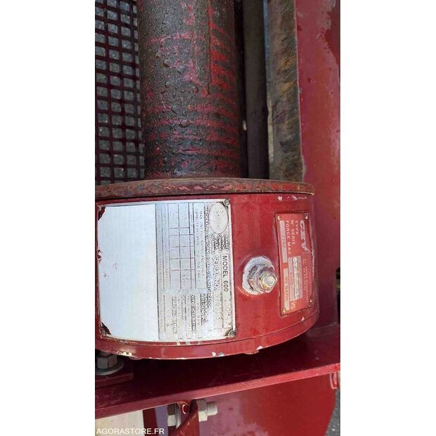 1997 Renault M210-46719591