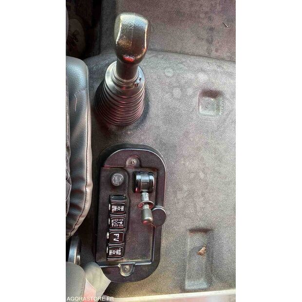 1997 Renault M210-46719592