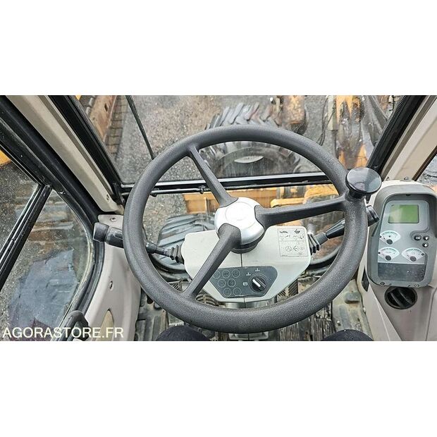 2010 CASE WX125-46719652