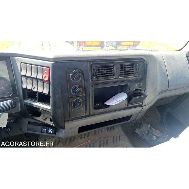 2001 Renault Midlum-46719679