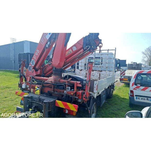 2001 Renault Midlum-46719699