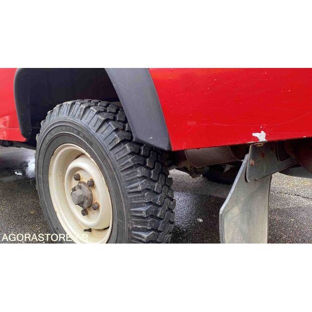 2001 Land Rover Defender-46719718