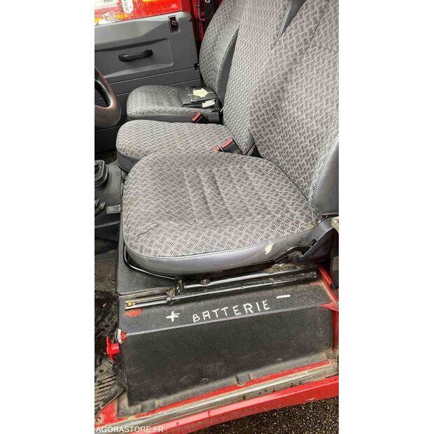 2001 Land Rover Defender-46719722