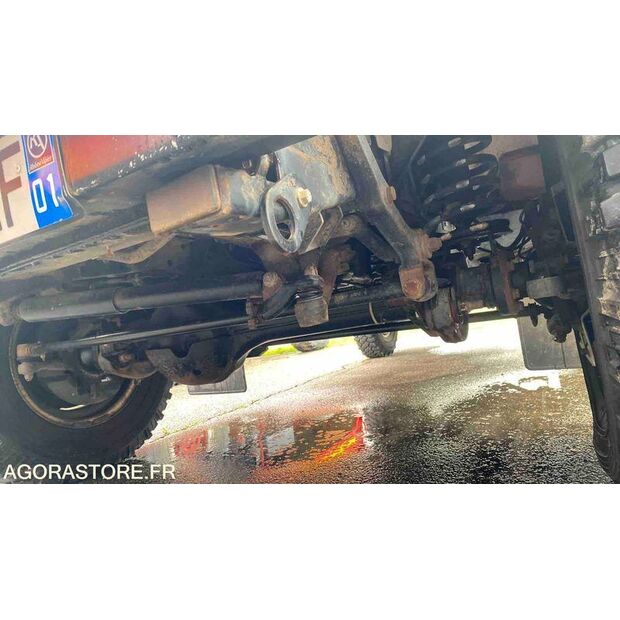 2001 Land Rover Defender-46719725