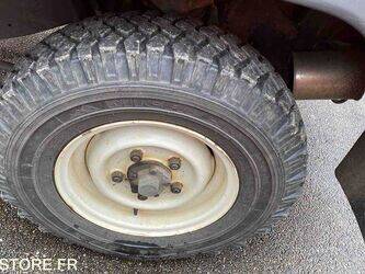 2001-land-rover-defender-1444395-46719732