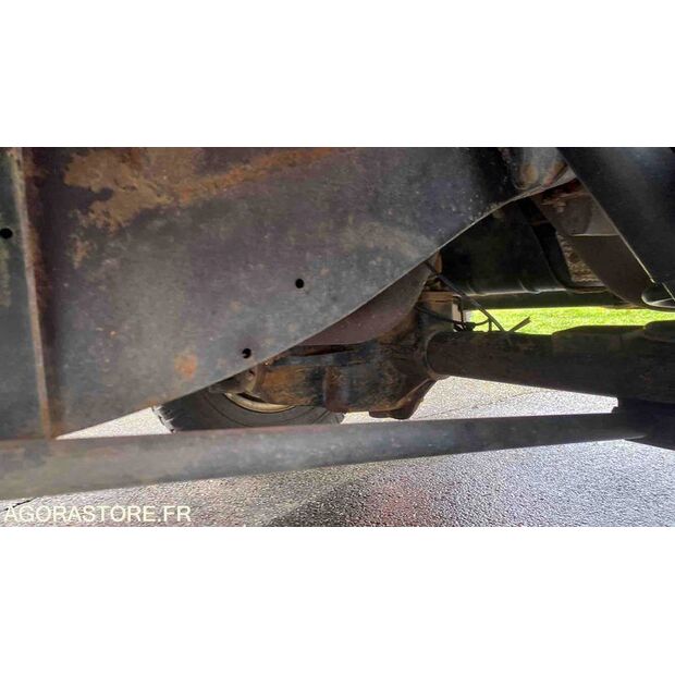 2001 Land Rover Defender-46719735