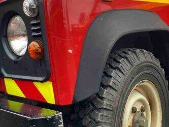 2001-land-rover-defender-1444395-46719736