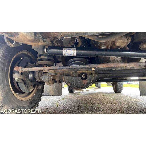 1999 Land Rover Defender-46719789