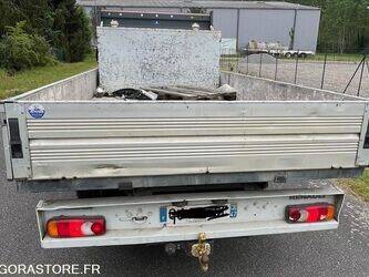 2012-renault-master-1444401-46719821