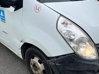 2012-renault-master-1444401-46719825