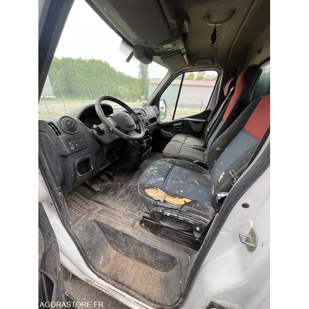 2012 Renault Master-46719827