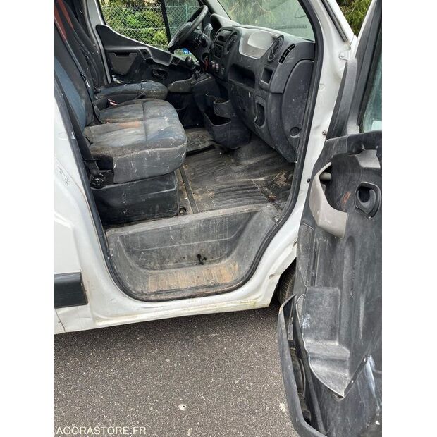 2012 Renault Master-46719831