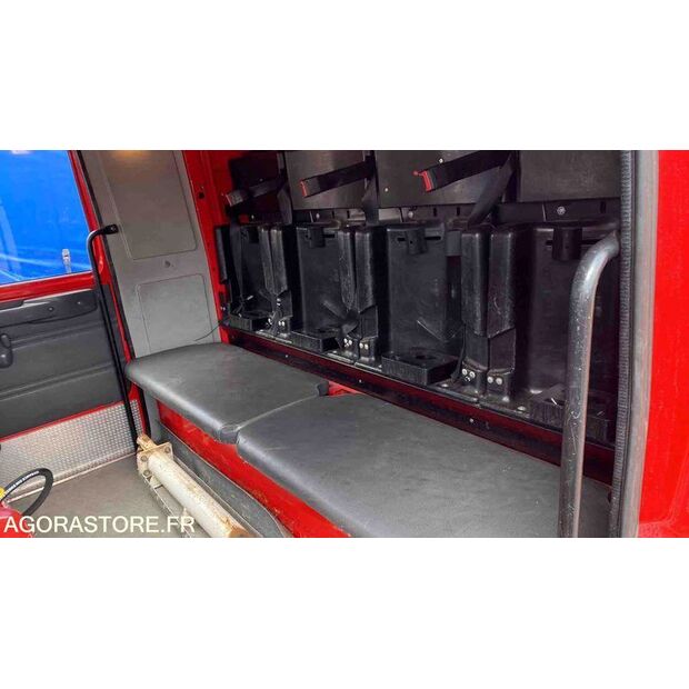 1998 Renault M210-46719874