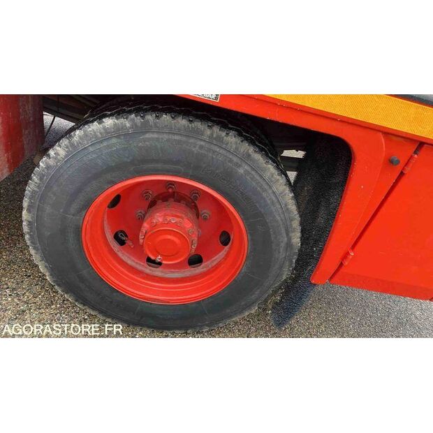 1998 Renault M210-46719876