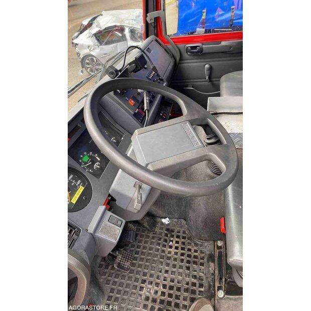 1998 Renault M210-46719877