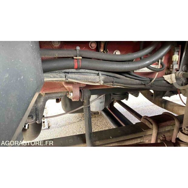 1998 Renault M210-46719878