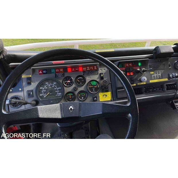 1999 Renault M210-46719916