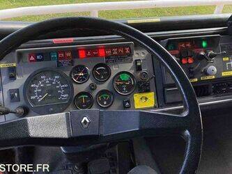 1999-renault-m210-1444404-46719916