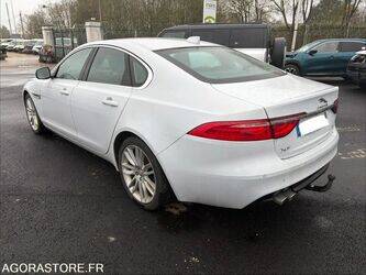 2016-jaguar-xf-1444406-46719945