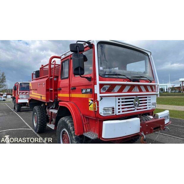 1998 Renault M210-46719949
