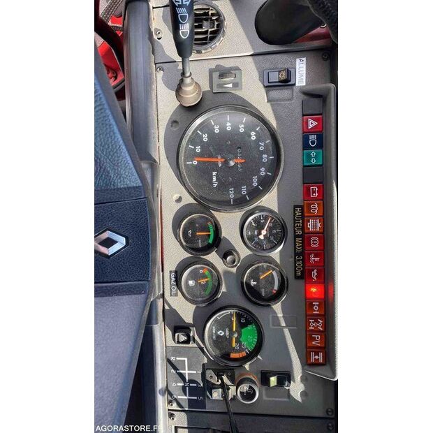 1998 Renault M210-46719975