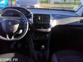 2019-peugeot-208-1444408-46719993