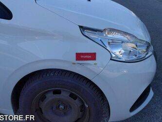 2019-peugeot-208-1444411-46720059