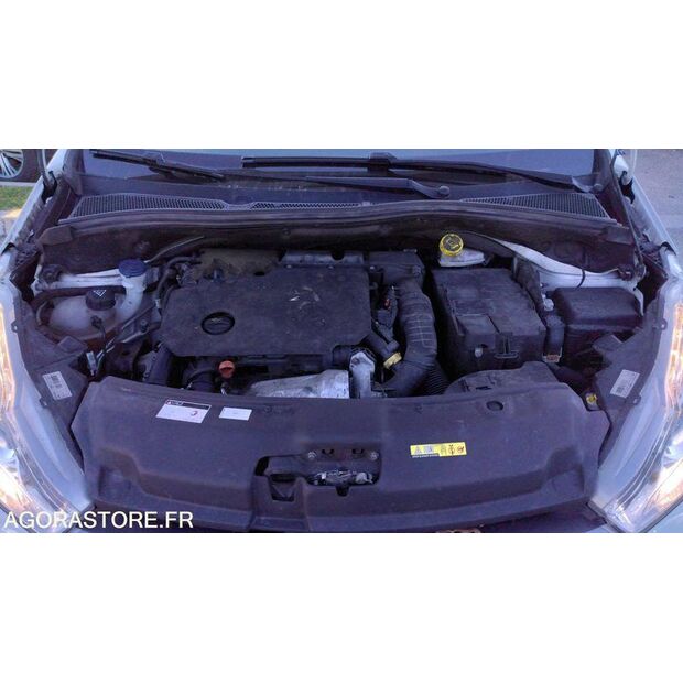 2019 بيجو 208-46720071