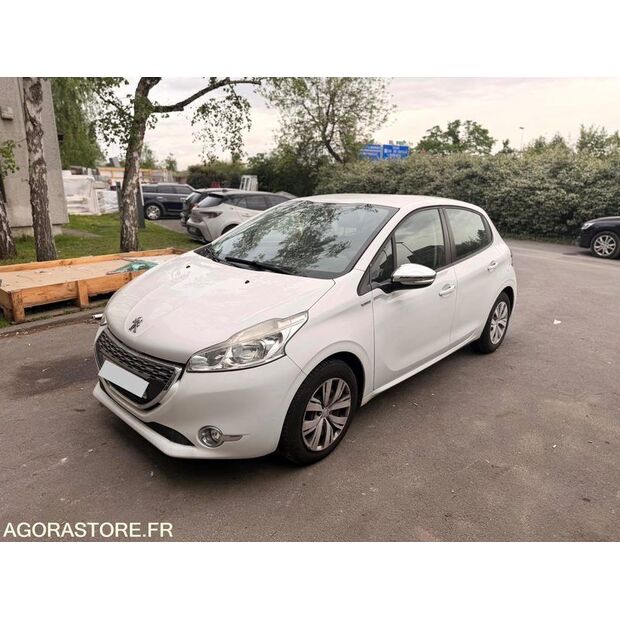 2014 بيجو 208-46720080