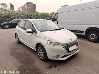 2014-peugeot-208-1444412-46720081