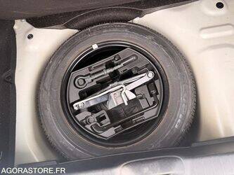 2014-peugeot-208-1444412-46720087