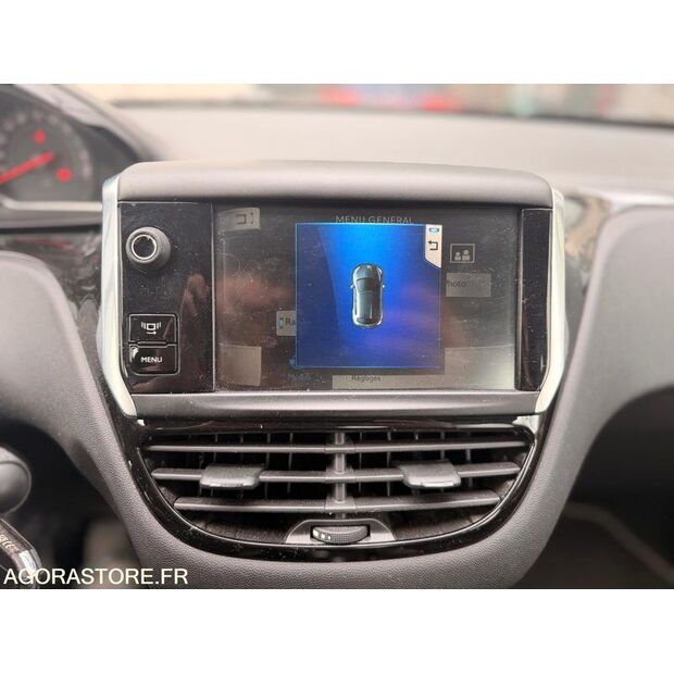 2014 بيجو 208-46720092