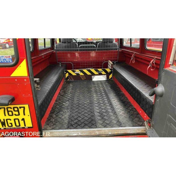 2000 Land Rover Defender-46720147