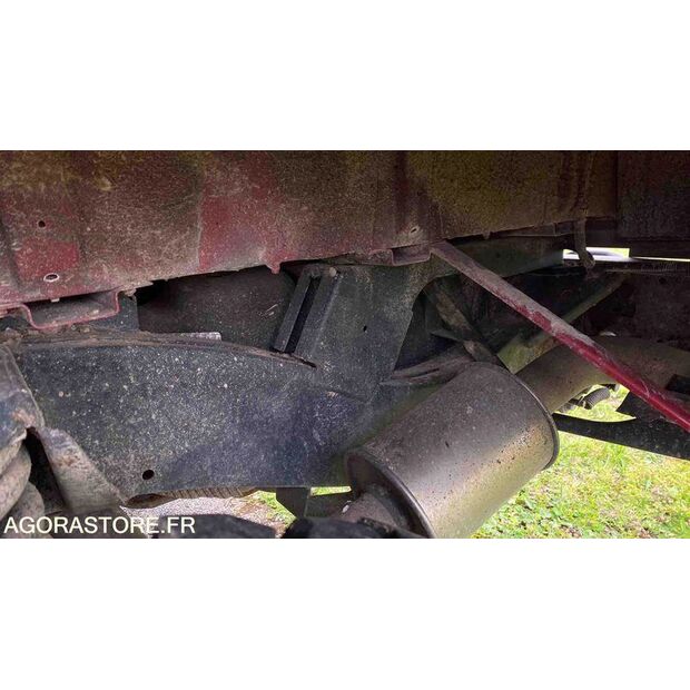 2000 Land Rover Defender-46720152