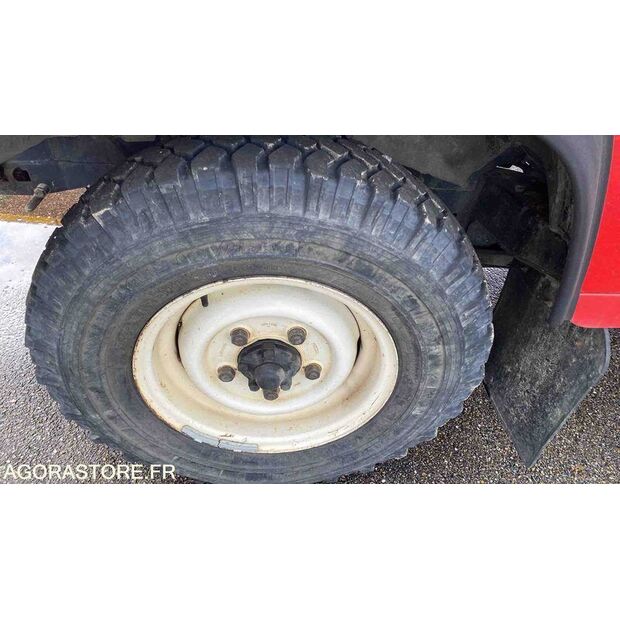 2000 Land Rover Defender-46720160