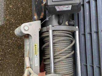 2000-land-rover-defender-1444415-46720169