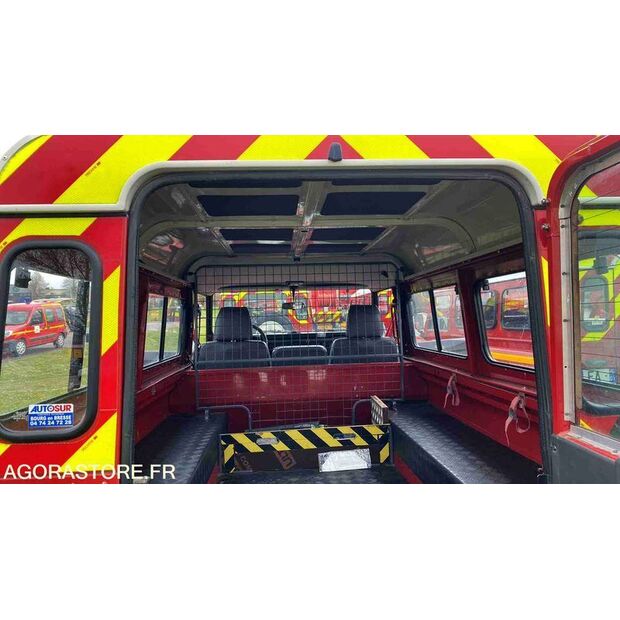 2000 Land Rover Defender-46720170