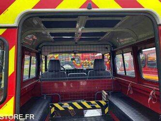 2000-land-rover-defender-1444415-46720170