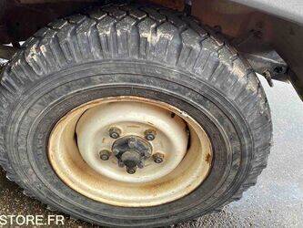 2000-land-rover-defender-1444415-46720176