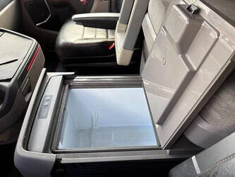 2020-scania-r730-1444424-46720430