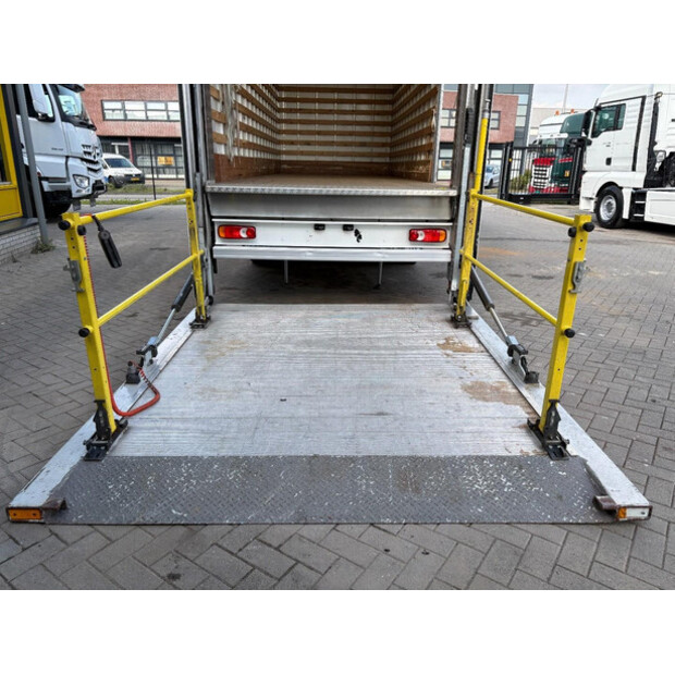 2015 Renault D-46720466