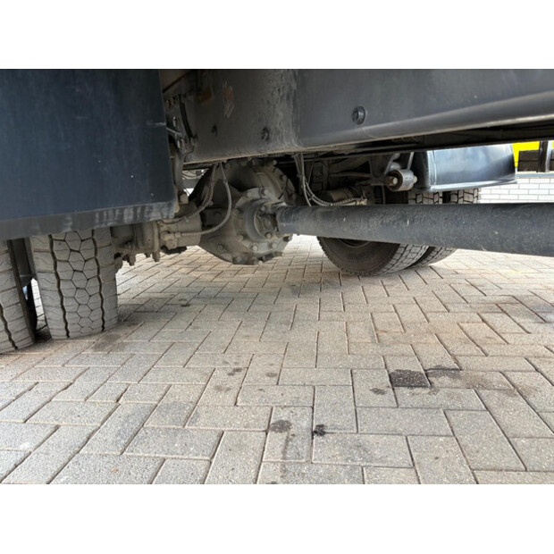 2015 Renault D-46720473