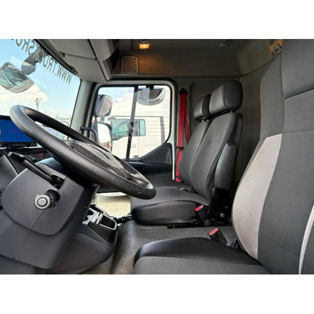 2015 Renault D-46720474