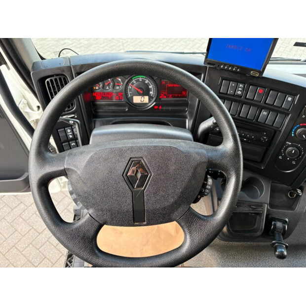 2015 Renault D-46720481