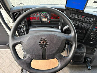 2015-renault-d-1444425-46720481