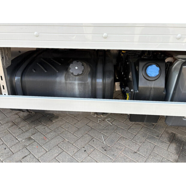 2015 Renault D-46720490