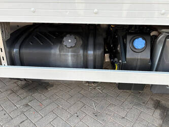 2015-renault-d-1444425-46720490